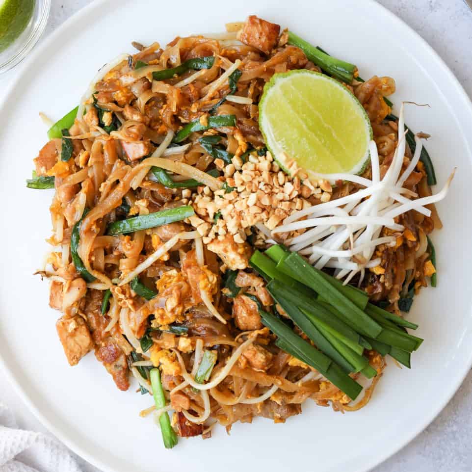 Quick & Easy Chicken Pad Thai: Your New Weeknight Dinner Hero